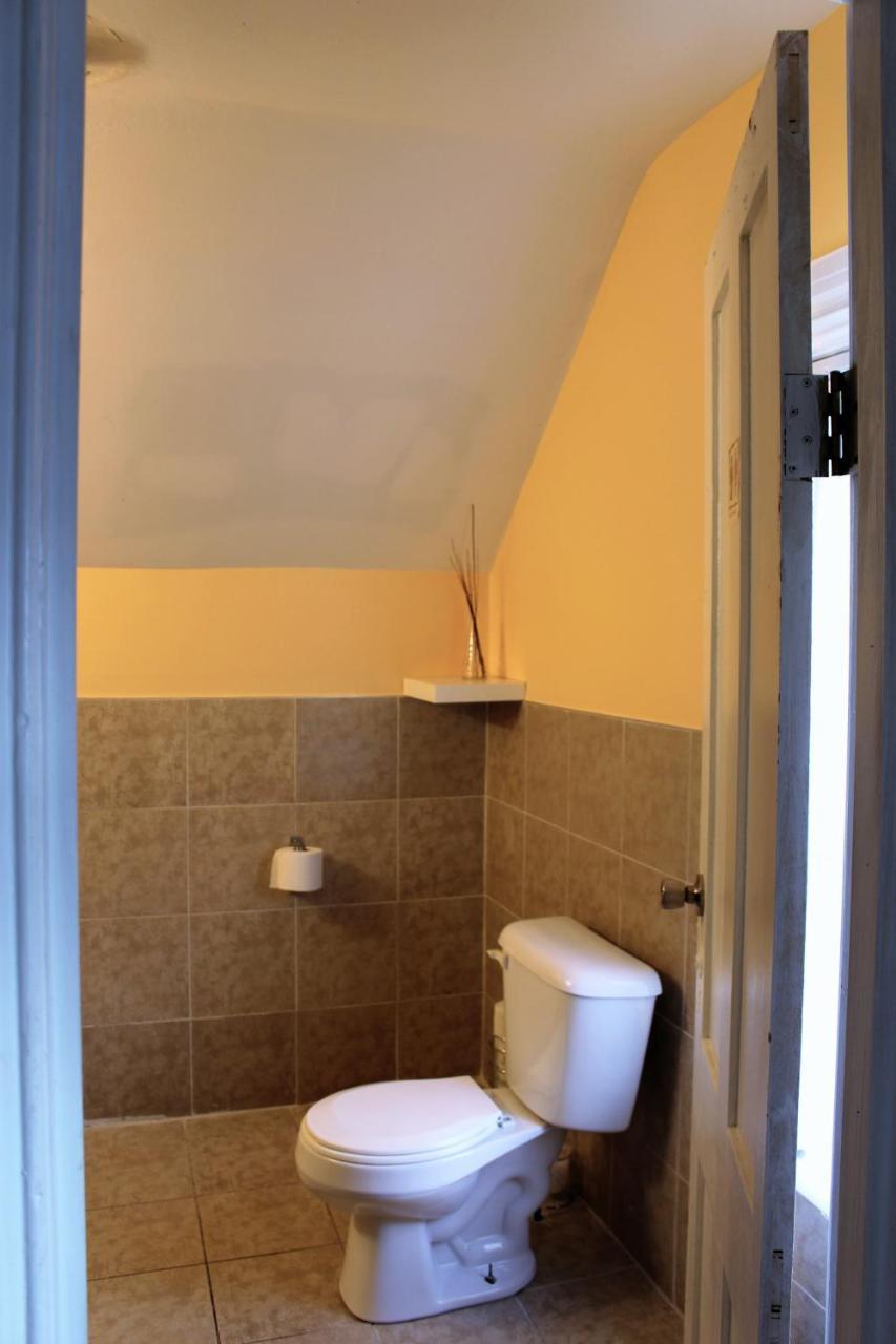 Providence Hostel & Guest House ภายนอก รูปภาพ